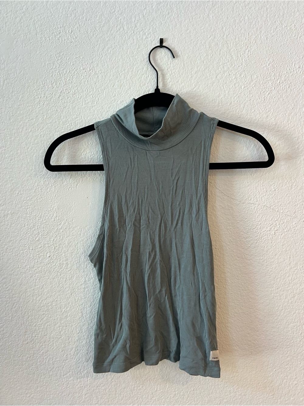 Vuori Sleeveless Mock Neck Tank in Sage